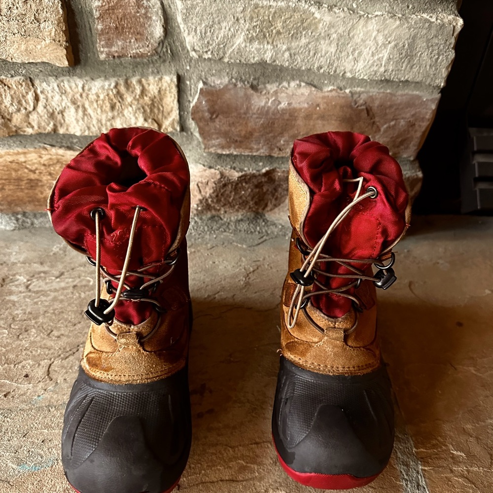 Ugg boots.  In great condition.
